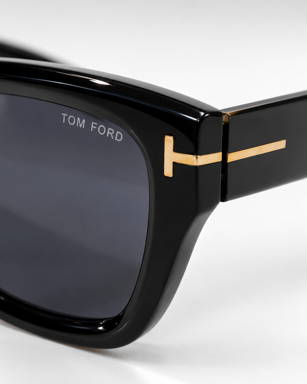 tom ford gold t square sunglasses — logo hinge detail