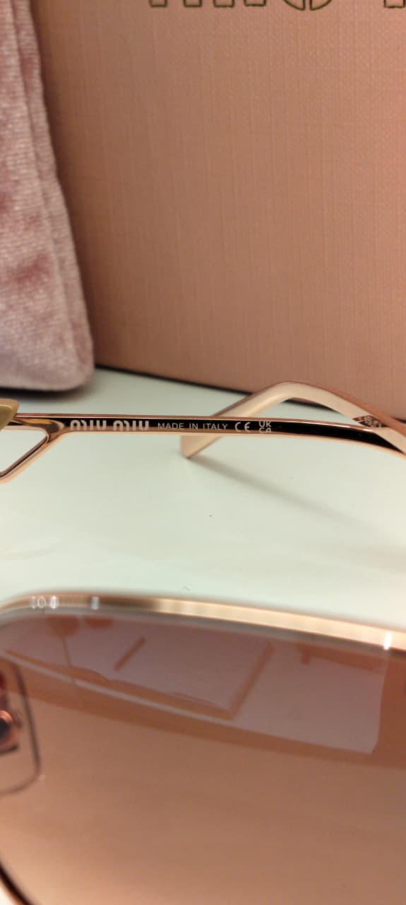 MM — Gold Brown Cat-Eye Sunglasses – Model 1 - actual product 2