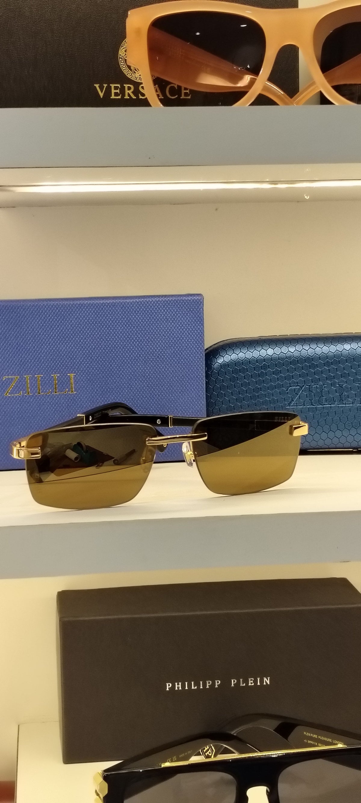 ZL — Gold Brown Rectangular Sunglasses – Model 3 - actual product photograph 1