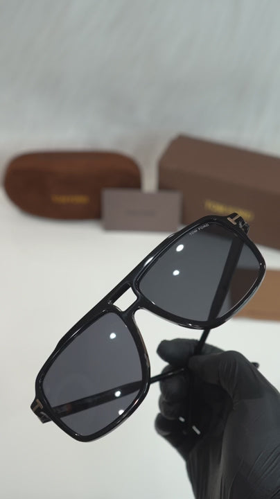 TF — FT1117 01A Glossy Black Navigator Sunglasses